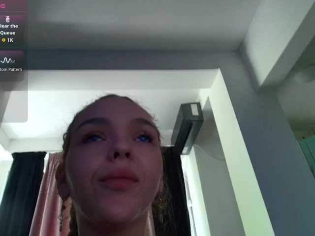 DaisyAbby03