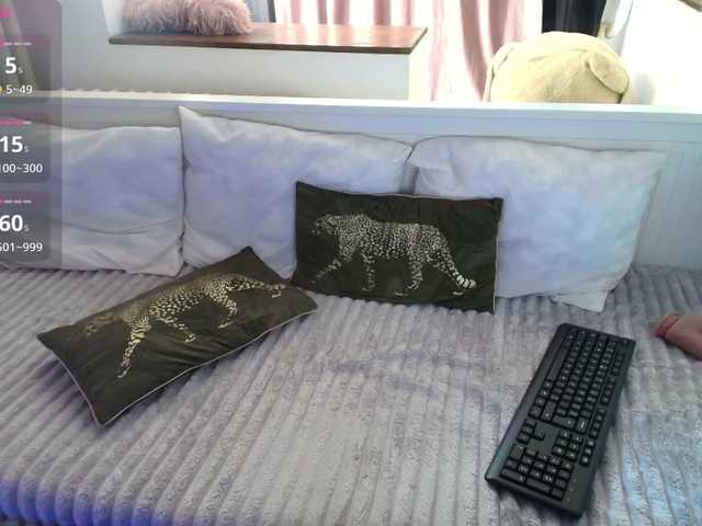DaisyAbby03