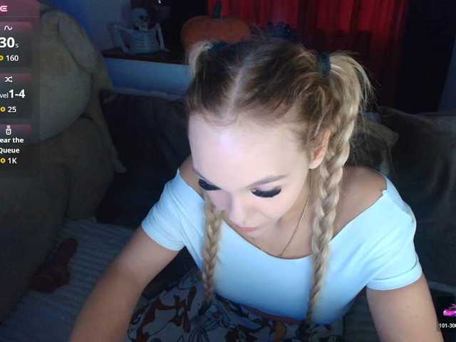 DaisyAbby03