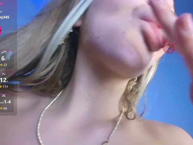 DaisyAbby03