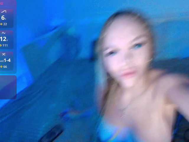 DaisyAbby03