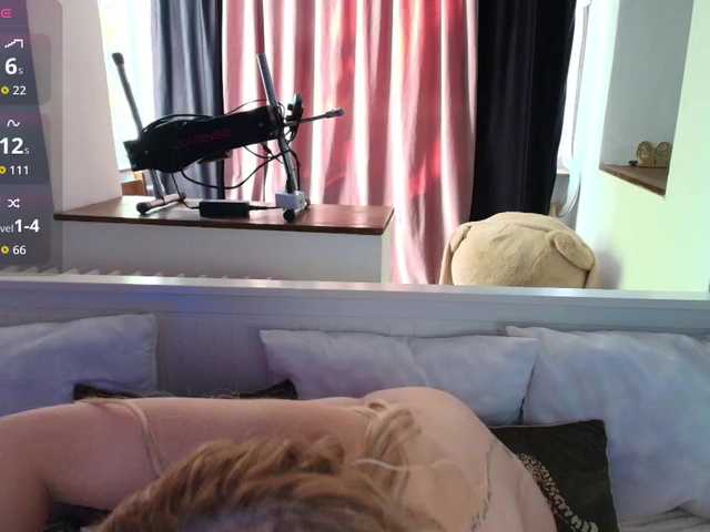 DaisyAbby03 live cam on BongaCams
