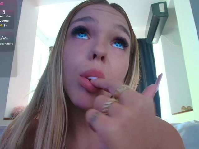 DaisyAbby03