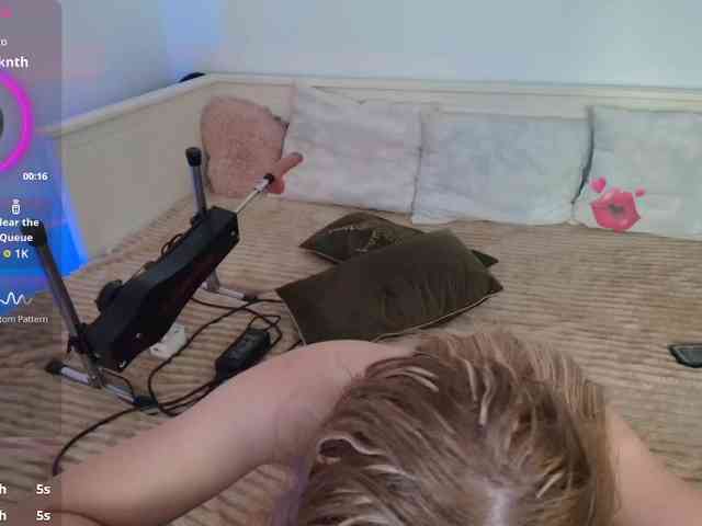 DaisyAbby03 webcam