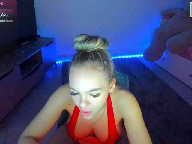 DaisyAbby03