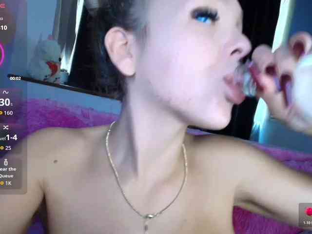 DaisyAbby03