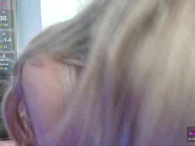 DaisyAbby03