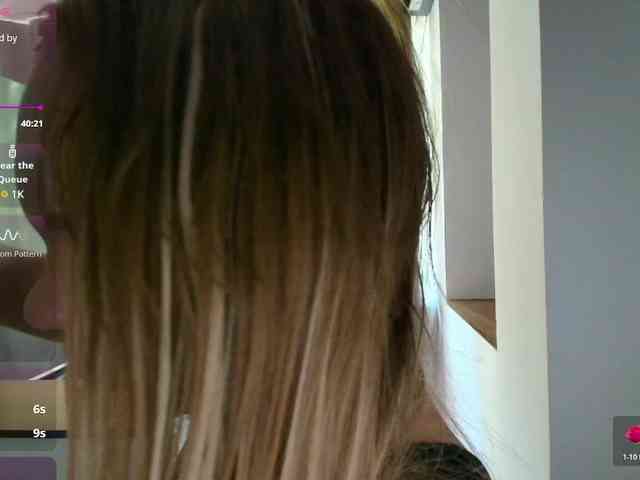 DaisyAbby03 webcam