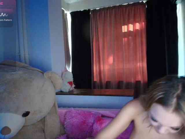 DaisyAbby03