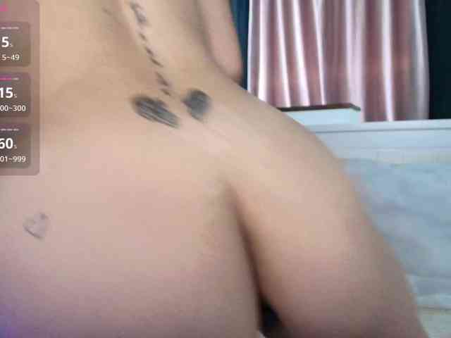 DaisyAbby03 webcam