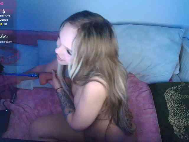 DaisyAbby03