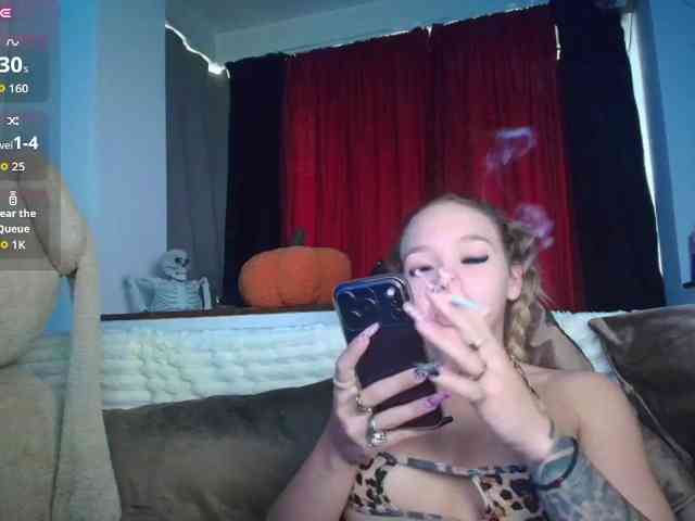 DaisyAbby03