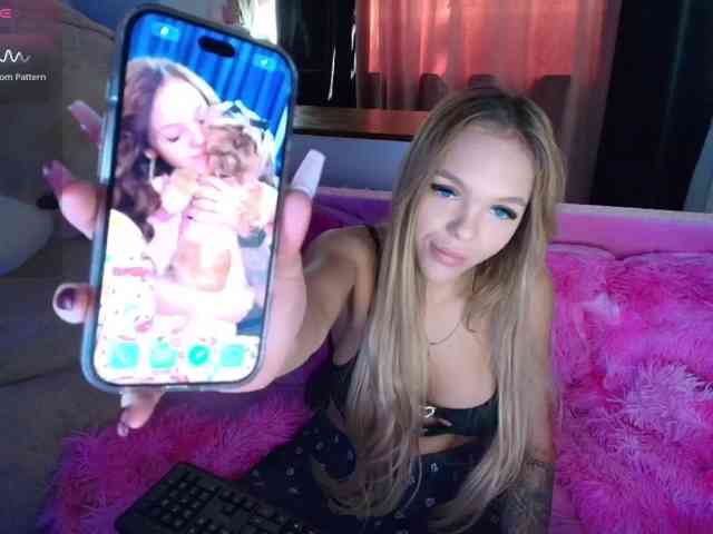 DaisyAbby03