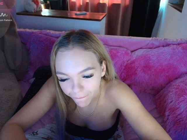 DaisyAbby03