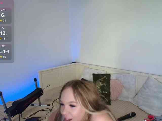 DaisyAbby03