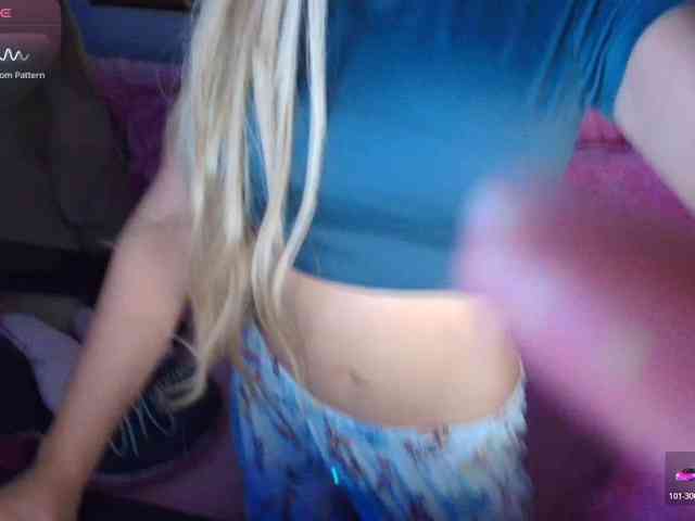 DaisyAbby03