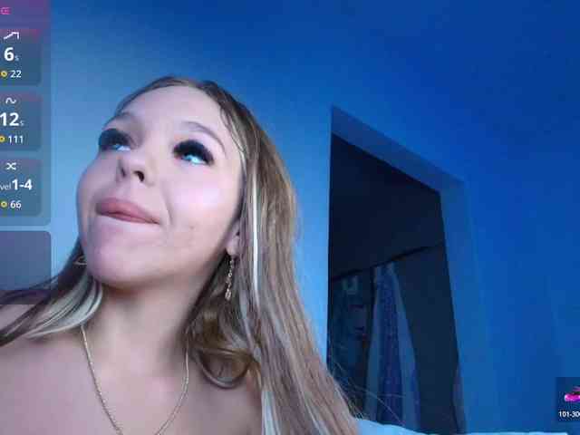 DaisyAbby03