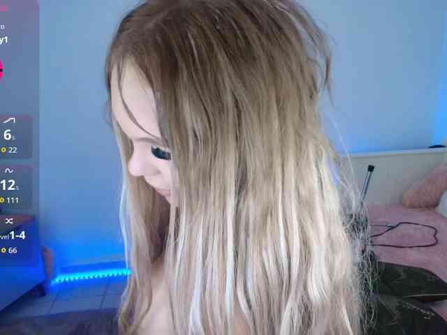 DaisyAbby03 webcam