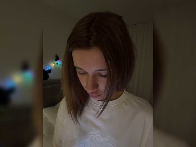 KiraLeo live webcam show