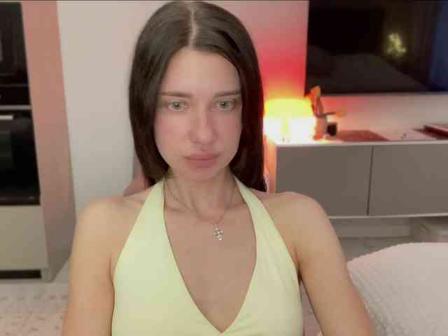 KiraLeo webcam