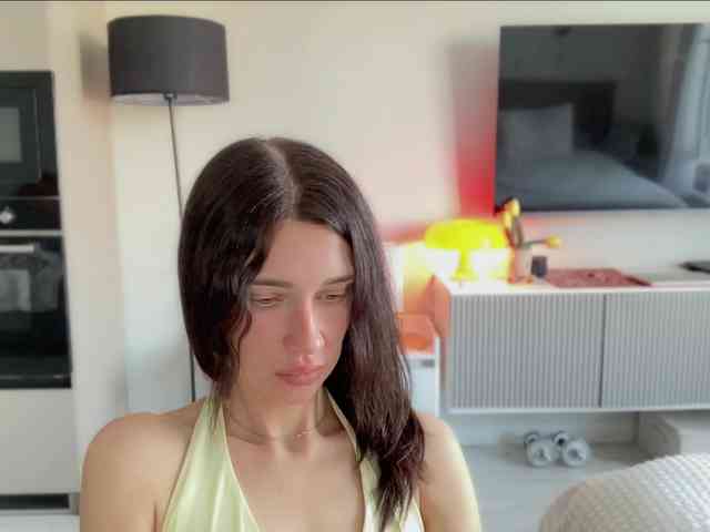 KiraLeo webcam