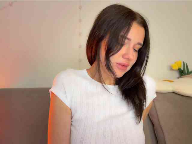KiraLeo webcam