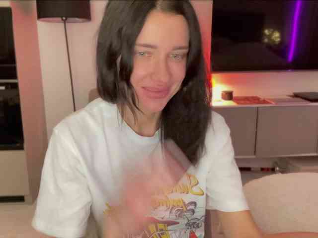 KiraLeo webcam