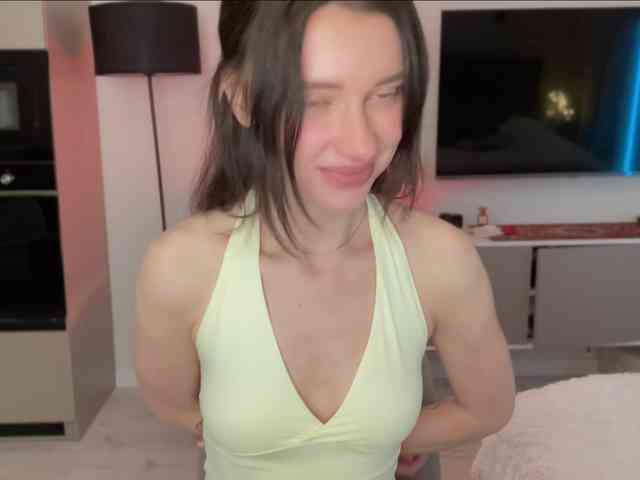 KiraLeo webcam