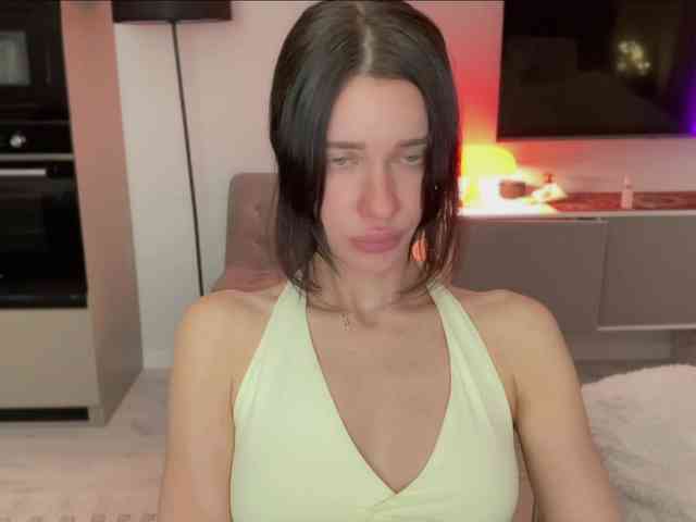 KiraLeo webcam
