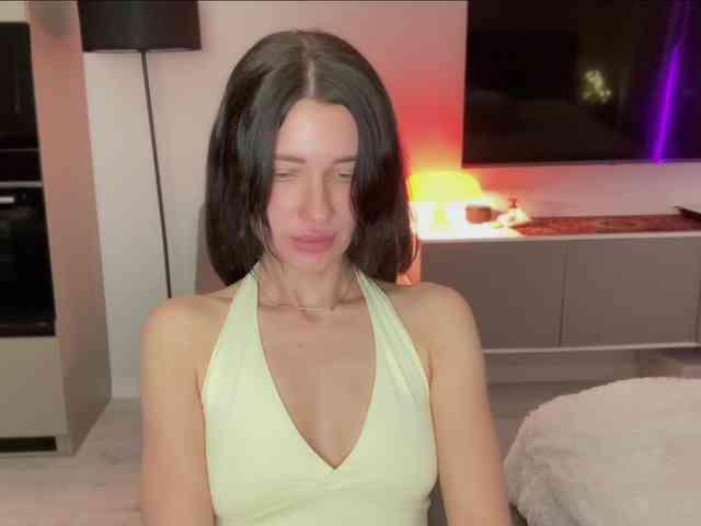 KiraLeo webcam