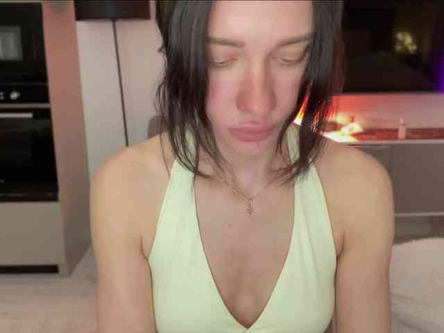 KiraLeo webcam