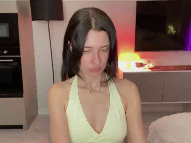 KiraLeo webcam