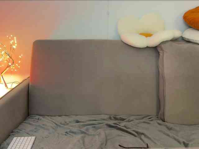 KiraLeo
