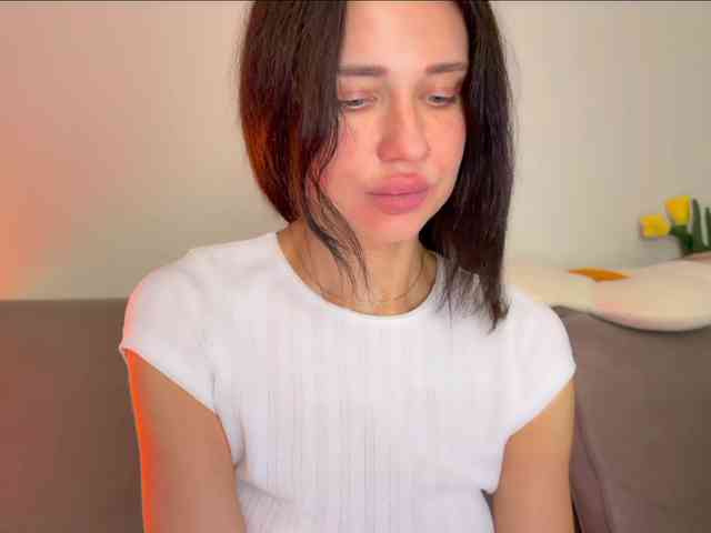 KiraLeo webcam