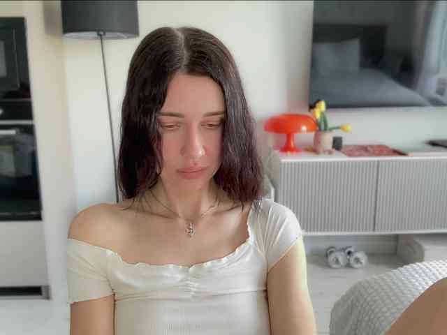 KiraLeo webcam