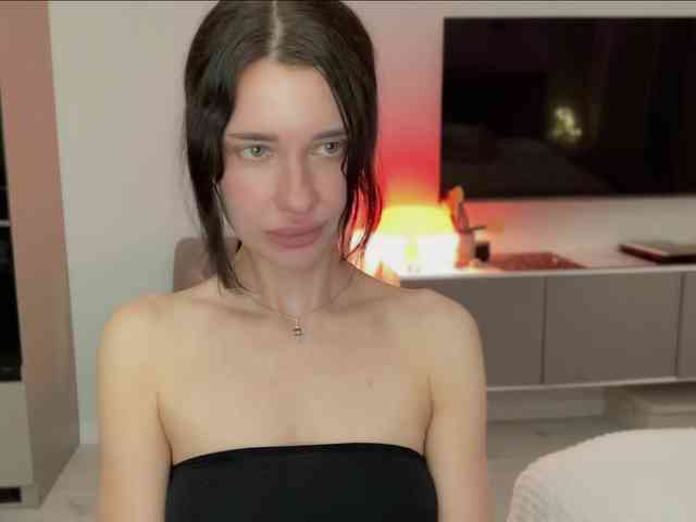 KiraLeo webcam