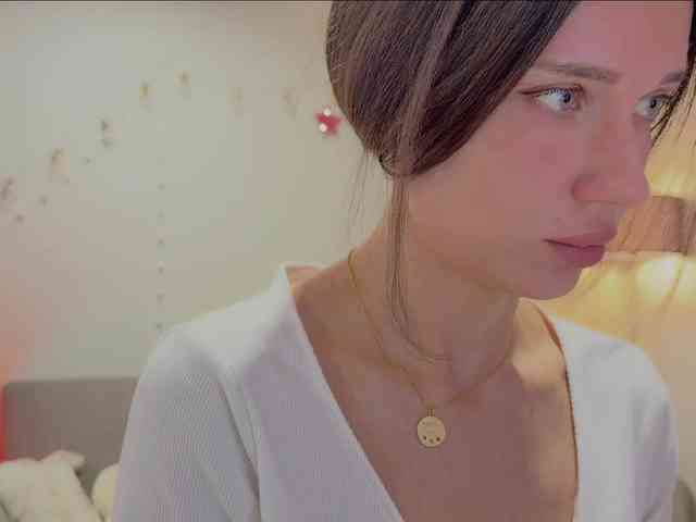KiraLeo webcam