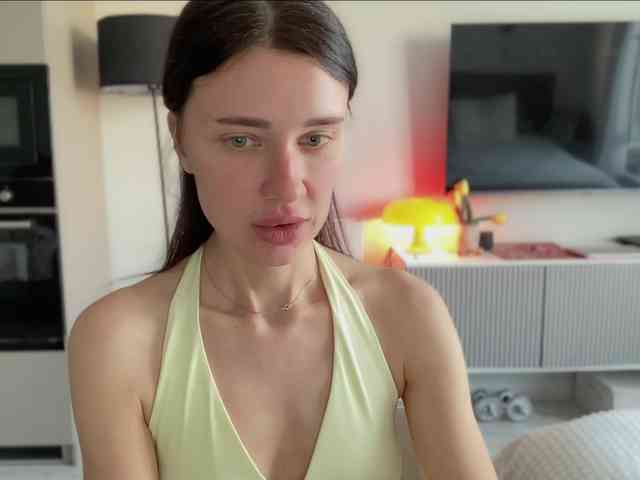 KiraLeo webcam