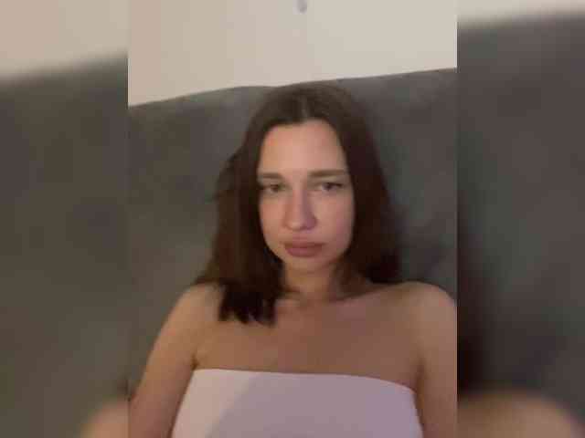 KiraLeo webcam