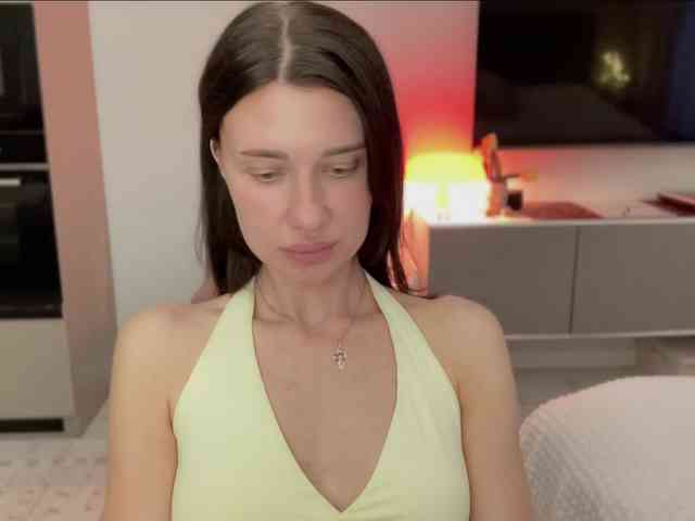 KiraLeo webcam