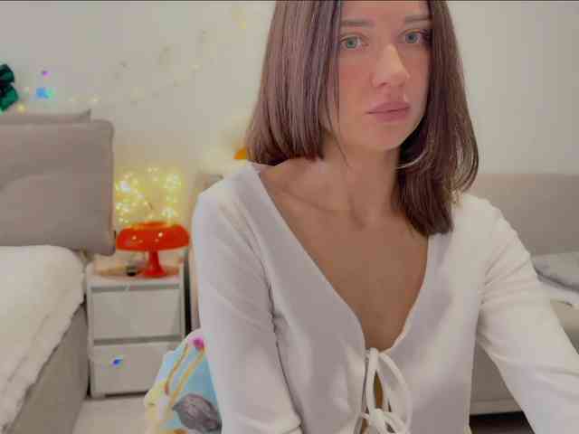 KiraLeo webcam