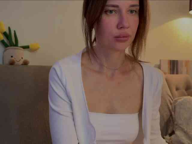 KiraLeo webcam