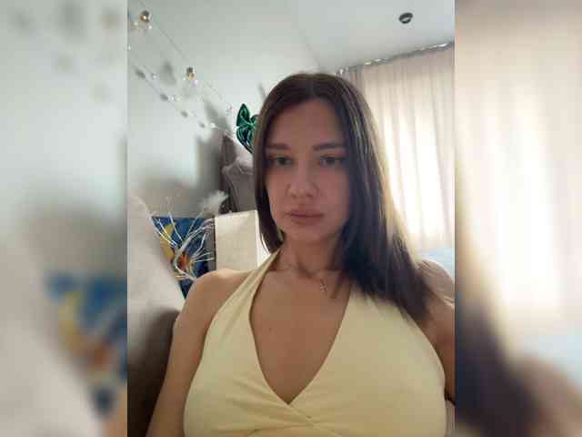 KiraLeo webcam