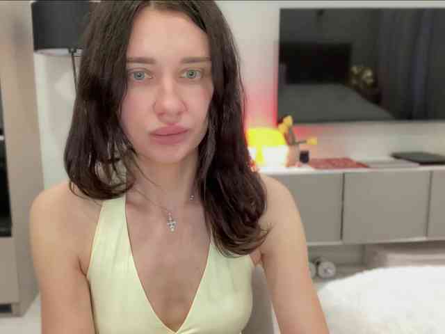 KiraLeo webcam