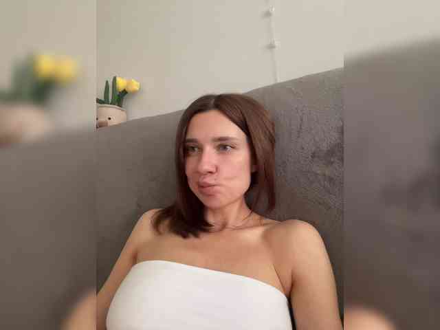 KiraLeo webcam