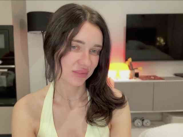 KiraLeo webcam