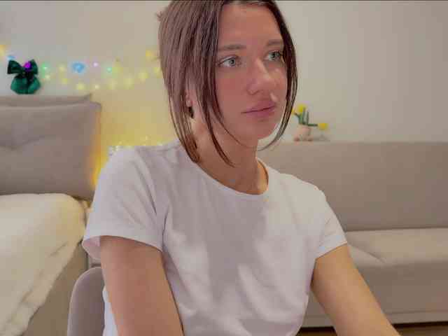 KiraLeo webcam