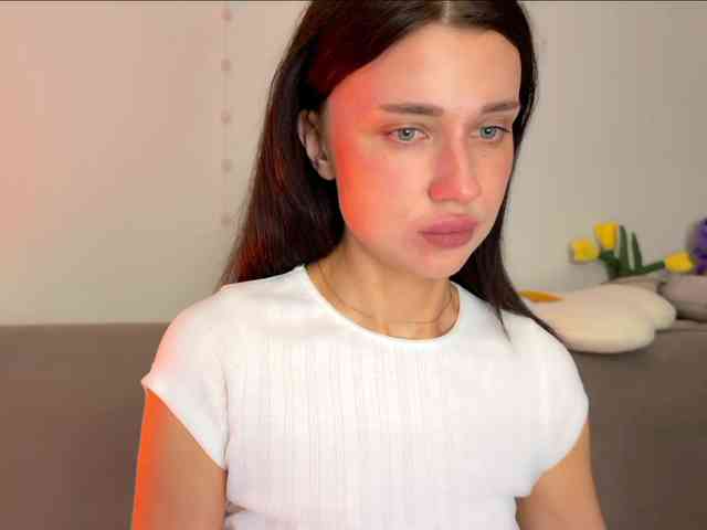 KiraLeo webcam