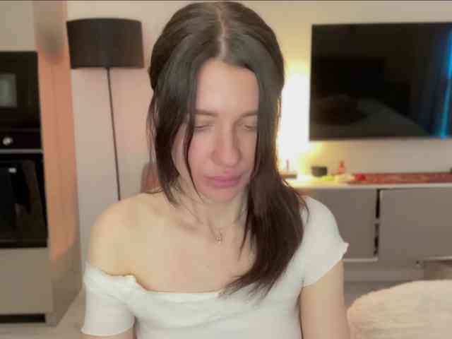 KiraLeo webcam