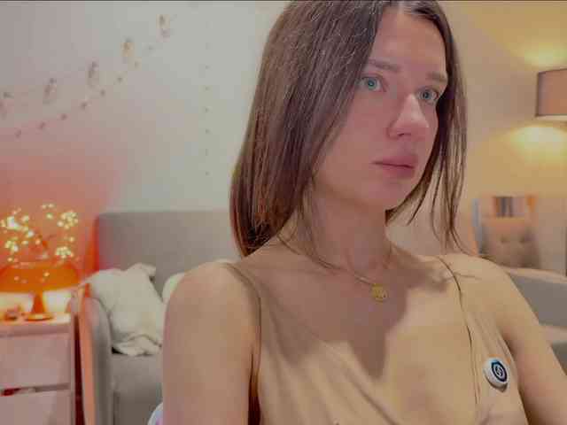 KiraLeo webcam